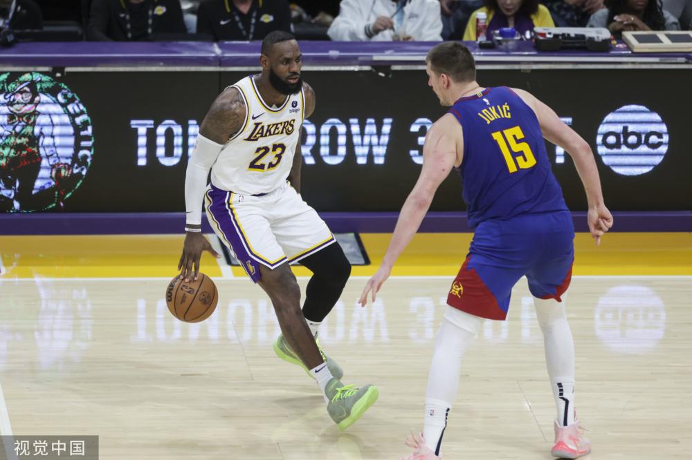 詹姆斯这样 詹姆斯这样