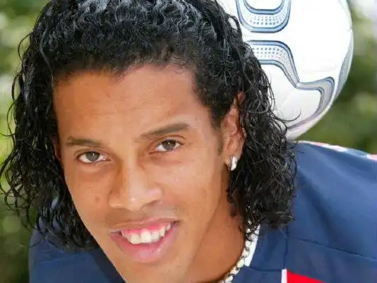 更是对未来 更是对未来