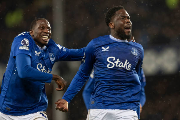 同时更是为 同时更是为