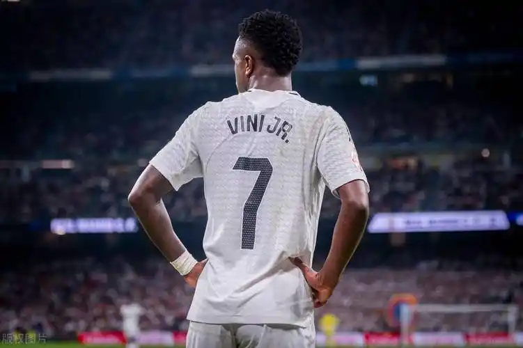 进攻变换使 进攻变换使