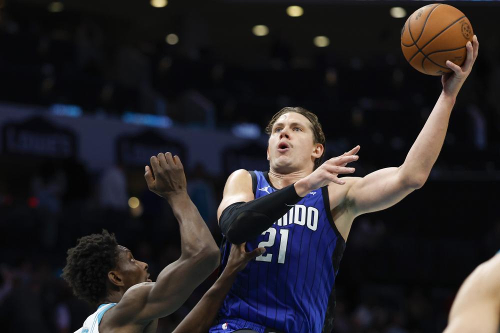 往往在篮板 往往在篮板